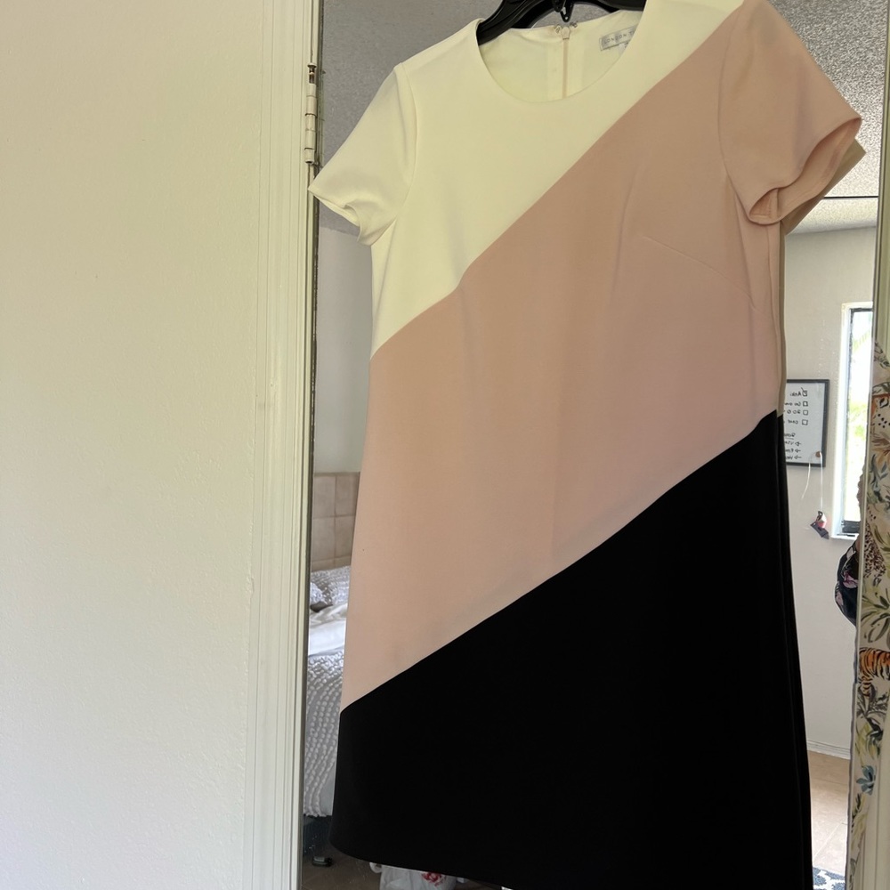 London Times size 4 color blocked shift dress